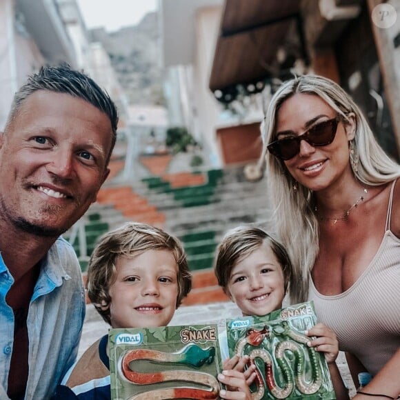 Benjamin Machet et Sarah avec leurs enfants en Italie, août 2021