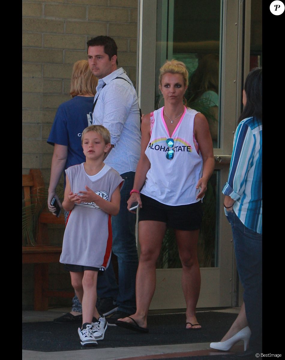 Britney Spears Ses Fils Jayden Et Sean Preston Métamorphosés Rare Apparition Des Deux Ados 9657