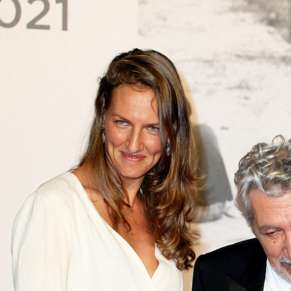 Tiara Comte et son compagnon Alain Chabat - Cérémonie d'ouverture du Festival Lumière 2021 à Lyon le 9 octobre 2021. © Dominique Jacovides / Bestimage