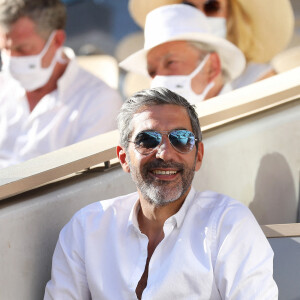 Ary Abittan dans les tribunes lors de la finale hommes des Internationaux de France de tennis de Roland Garros à Paris le 13 juin 2021. © Dominique Jacovides / Bestimage