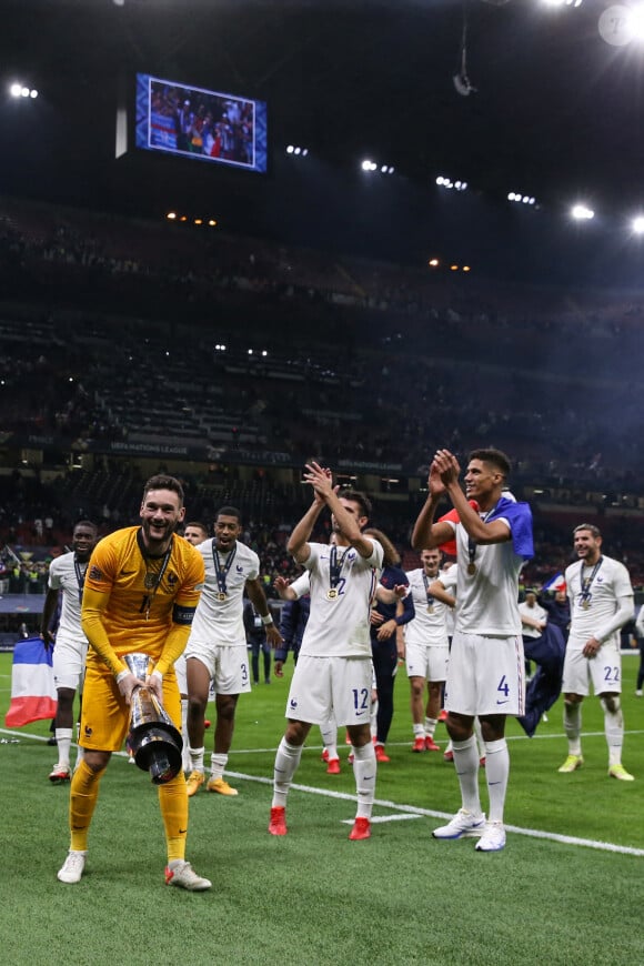Football: La France remporte la coupe de la Ligue des Nations en battant l'Espagne 2 buts à 1 à Milan le 10 octobre 2021.