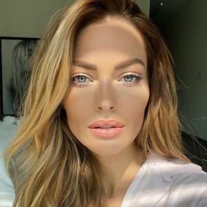 Caroline Receveur sublime sur Instagram
