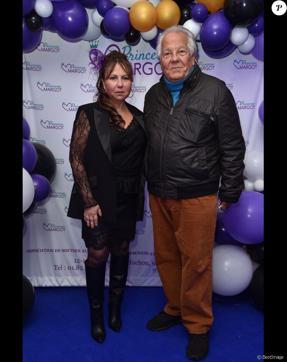Exclusif - Massimo Gargia et la présidente de l'association Muriel Hattab à la soirée de gala de l'association Princesse Margot au Folies Gruss à Paris le 11 octobre 2021.