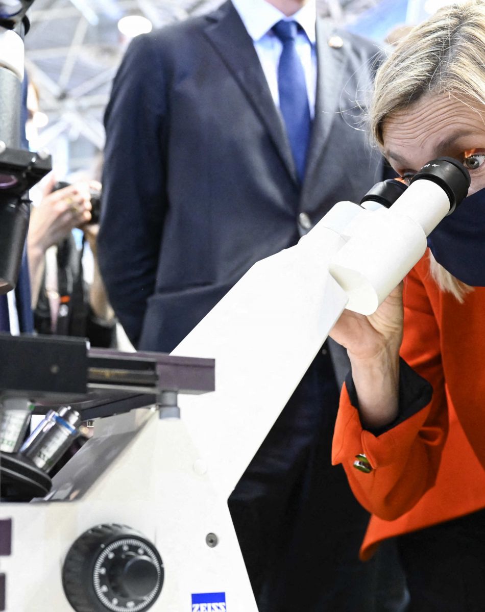 Agnès Pannier-Runacher, secrétaire d'État auprès du ministre de l'Économie et des Finances de France, au Salon Global Industrie au parc des expositions Eurexpo Lyon à Chassieu, France, le 6 septembre 2021. © Stéphane Audras/Pool/Bestimage