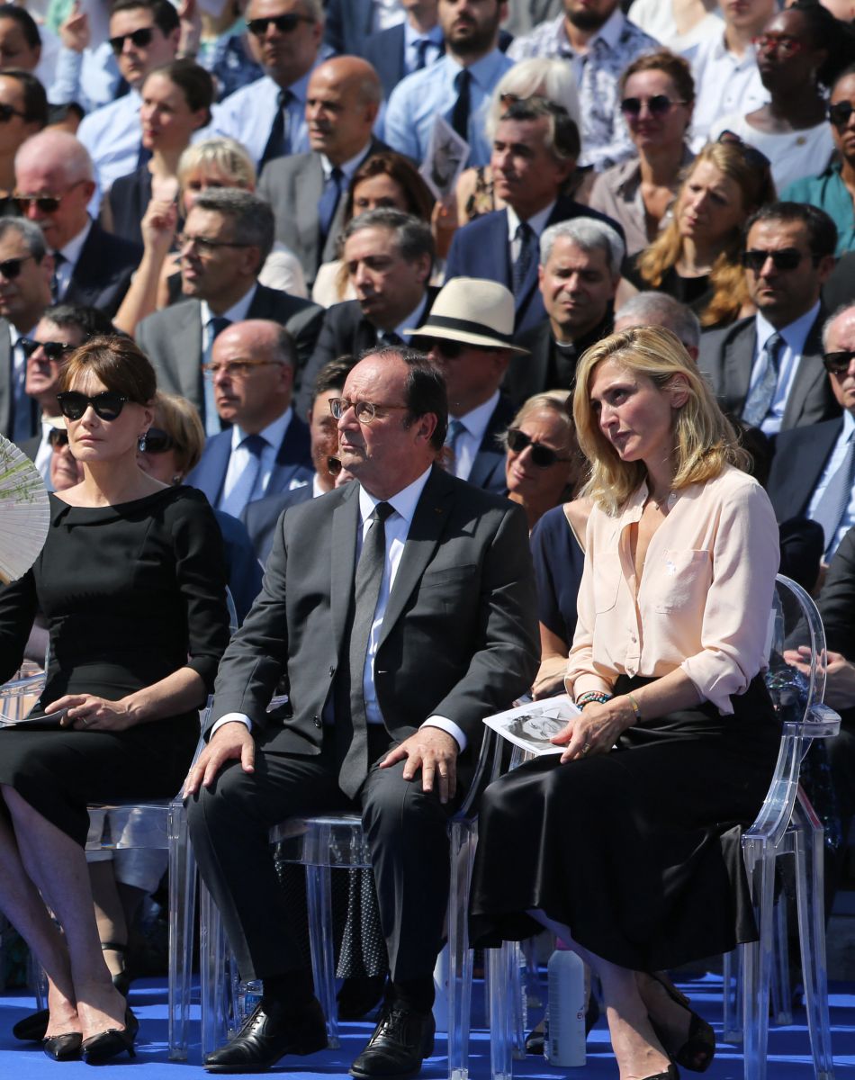 Brigitte Macron, François de Rugy, Nicolas Sarkozy et sa femme Carla Bruni Sarkozy, Francois Hollande et sa compagne Julie Gayet - Cérémonie d'entrée de Simone Veil et de son époux Antoine Veil au Pantheon à Paris le 1er juillet 2018
