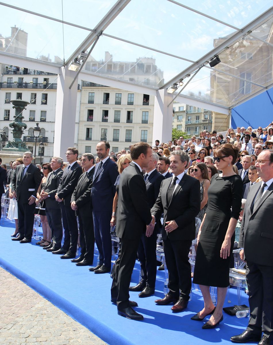 Emmanuel Macron, president de la République, Edouard Philippe, premier ministre , Brigitte Macron, François de Rugy , Nicolas Sarkozy et sa femme Carla Bruni Sarkozy, François Hollande et sa compagne Julie Gayet - Cérémonie d'entrée de Simone Veil et de son époux Antoine Veil au Pantheon à Paris le 1er juillet 2018