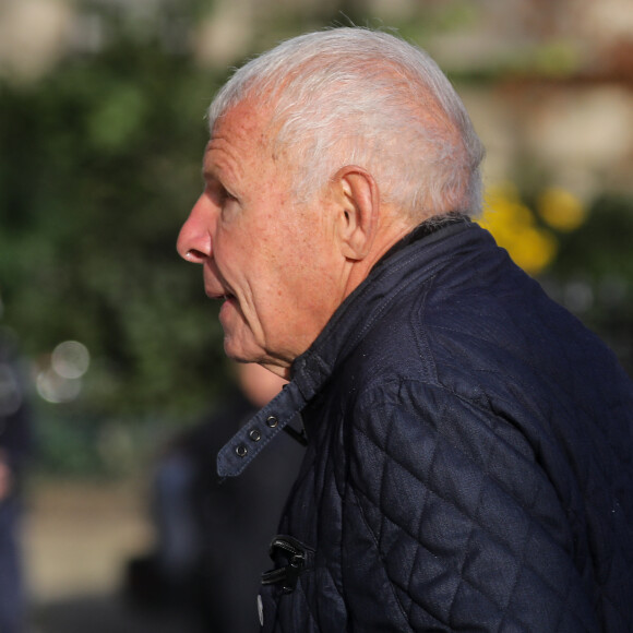 Patrick Poivre d'Arvor (PPDA) - Arrivées aux obsèques de Etienne Mougeotte en l'église Saint-François-Xavier à Paris. Le 13 octobre 2021 © Jacovides-Clovis / Bestimage