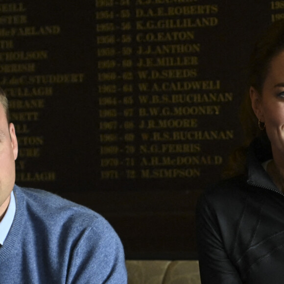 Le prince William, duc de Cambridge, et Catherine (Kate) Middleton, duchesse de Cambridge, visitent le clud de Rugby, City of Derry R.F.C. à Londonderry, Royaume Uni, le 29 septembre 2021.