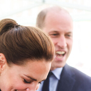 Le prince William, duc de Cambridge, et Catherine (Kate) Middleton, duchesse de Cambridge, visitent l'Université Magee de Londonderry, Irlande du Nord, Royaume Uni, où ils rencontrent des étudiants en soins infirmiers.