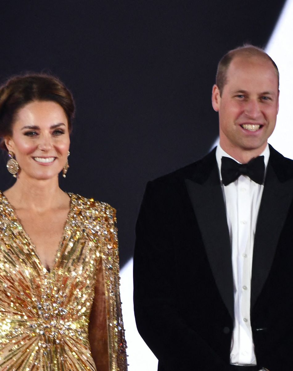 Le prince William, duc de Cambridge, Catherine Kate Middleton, la duchesse de Cambridge - Avant-première mondiale du film "James Bond - Mourir peut attendre (No Time to Die)" au Royal Albert Hall à Londres, le 28 septembre 2021.