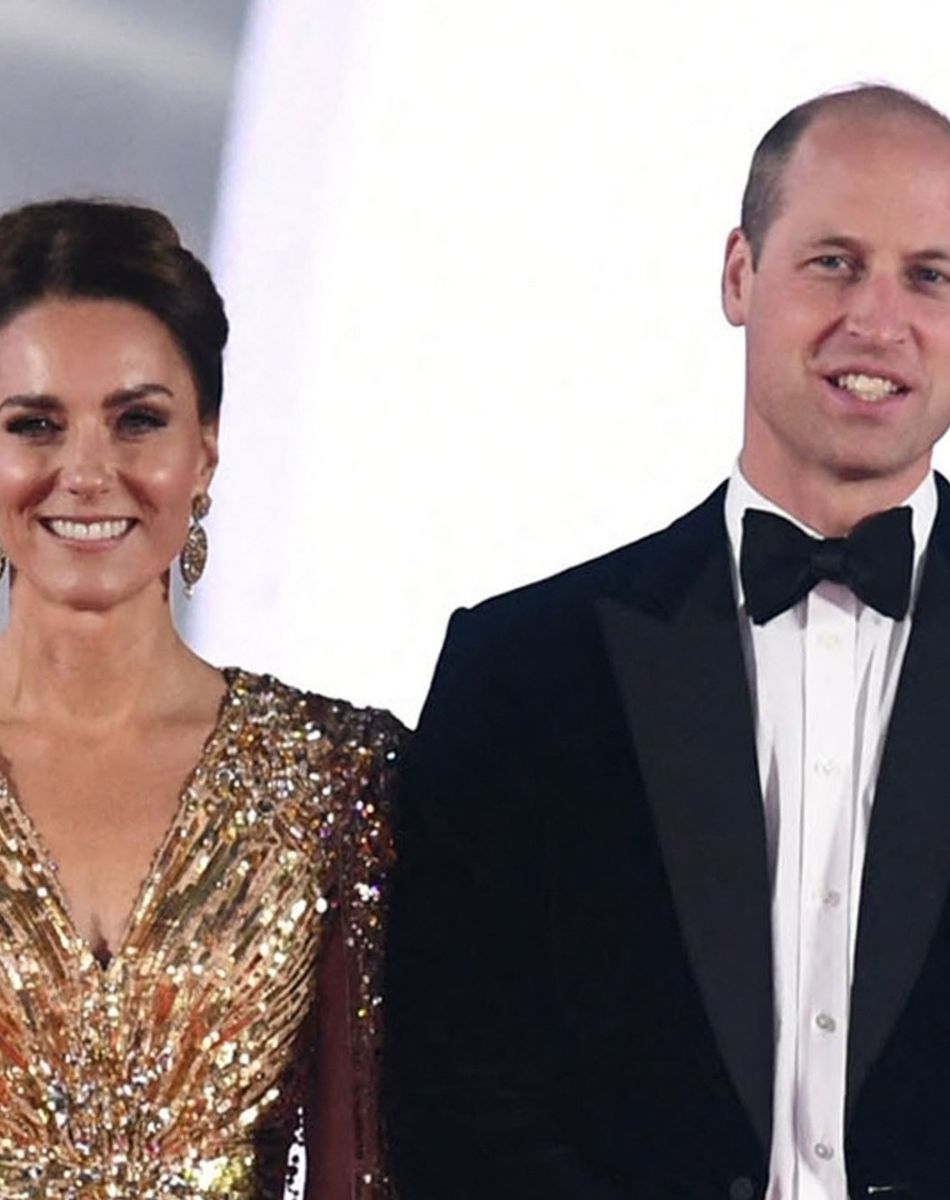 Le prince William, duc de Cambridge, Catherine Kate Middleton, la duchesse de Cambridge - Avant-première mondiale du film "James Bond - Mourir peut attendre (No Time to Die)" au Royal Albert Hall à Londres, le 28 septembre 2021.