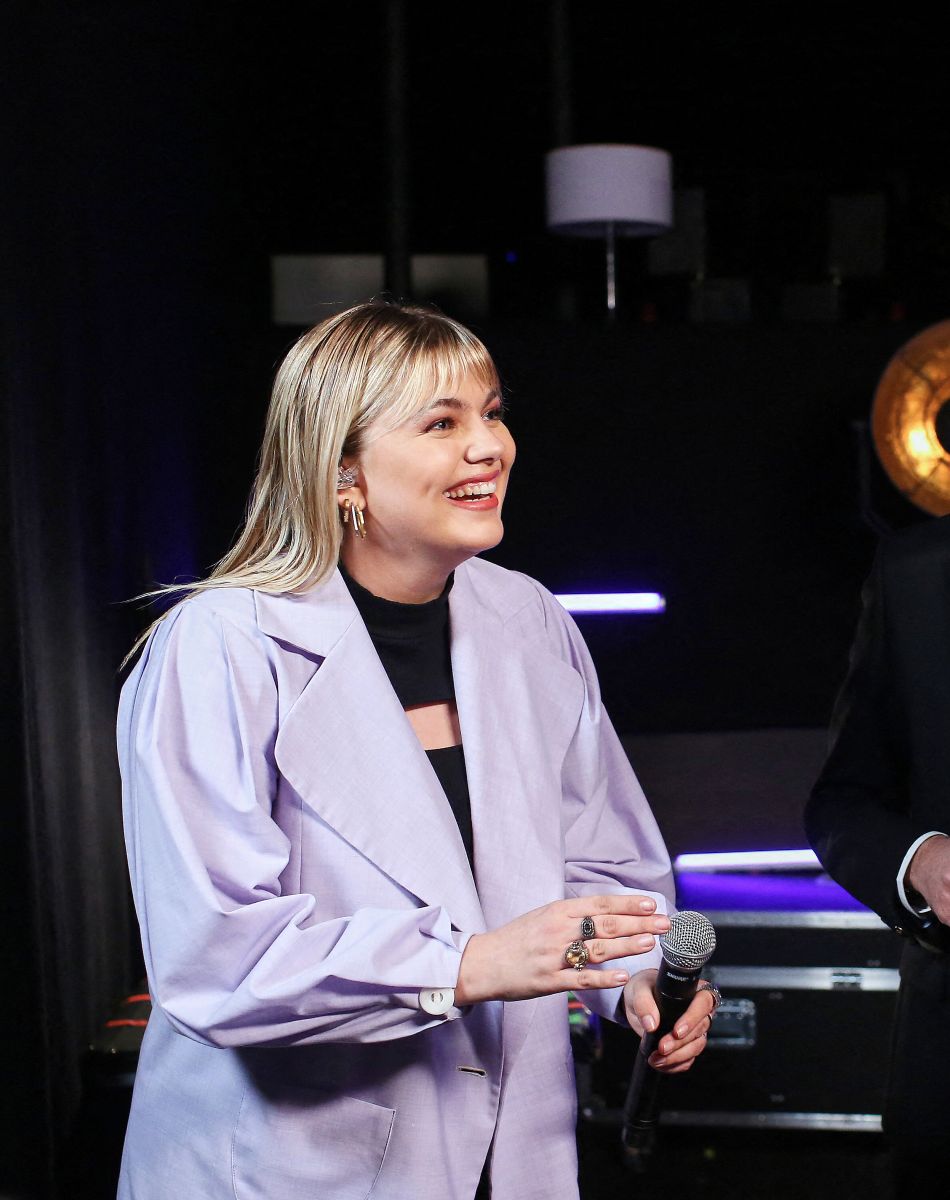 Exclusif - Louane, Clara Luciani et Jérôme Anthony - Backstage de l'enregistrement de l'émission "La grande soirée des duos", qui sera diffusée le 14 octobre sur W9 © Gaffiot-Moreau / Bestimage