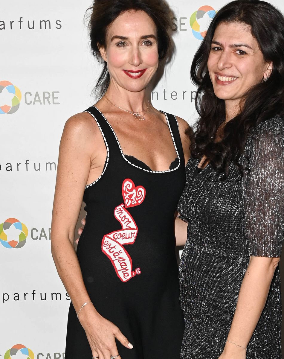 Exclusif - Elsa Zylberstein et Elise Boghossian (Présidente Elisecare) - Dîner de Gala de l'association Elisecare au Pavillon Ledoyen à Paris le 13 octobre 2021. © Coadic Guirec/Bestimage