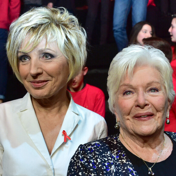 Evelyne Dhéliat et Line Renaud - Soirée de lancement du Sidaction 2016 au Musée du Quai Branly à Paris le 7 mars 2016. © Giancarlo Gorassini/Bestimage