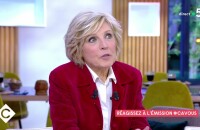 Evelyne Dhéliat sur le plateau de l'émission "C à Vous", sur France 5.