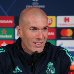 Zinedine Zidane, entraineur du Real Madrid, lors d'une conférence de presse à Madrid le 25 février 2020. © Irina R. H/AFP7 via ZUMA Wire / Bestimage