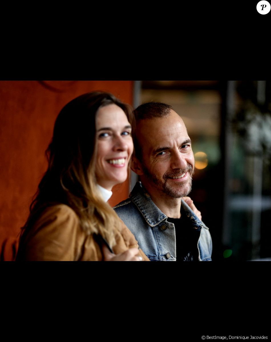 Calogero et sa compagne Marie Bastide au village des internationaux de tennis de Roland-Garros. Le 11 octobre 2020. © Dominique Jacovides / Bestimage