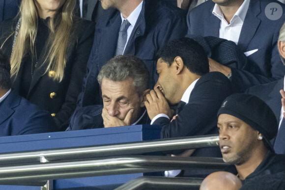 Nicolas Sarkozy, Nasser Al-Khelaïfi, Ronaldinho - People au Match de Ligue de champions Psg (3) - Leipzig (2) au Parc des Princes à Paris le 19 octobre 2021. © Cyril Moreau/Bestimage