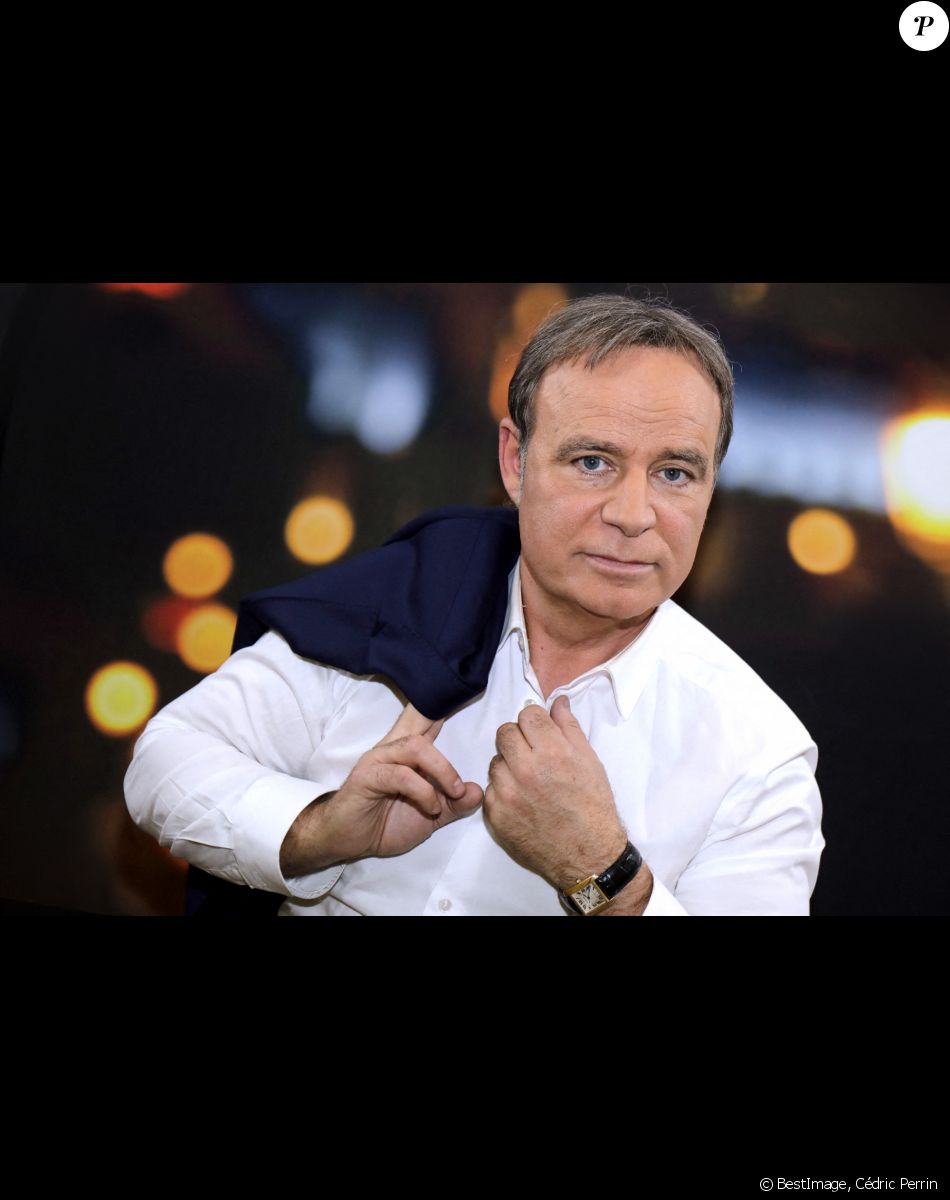 Exclusif - Portrait de Fabien Lecoeuvre, lors de l'enregistrement de l'émission "L'Instant de Luxe". Le 11 octobre 2021 © Cédric Perrin / Bestimage