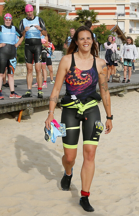 Exclusif - Laure Manaudou - La championne de natation L.Manaudou organise et lance la 1er édition de sa course, la "Swimrun" à Arcachon, France, le 23 juin 2019. Maintenant organisatrice de course avec son amie C.Gauzet, ancienne candidate de l'émission Koh-Lanta. Cette première édition de course et de nage était composée de 12 kilomètres de course dans le sable et 3 kilomètres de nage en mer. © Patrick Bernard/Bestimage