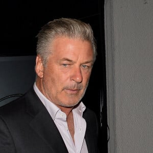 Alec Baldwin et sa femme Hilaria Baldwin, faisant quelque peu la tête, sont allés dîner au restaurant Craig à West Hollywood. Le 16 septembre 2018 