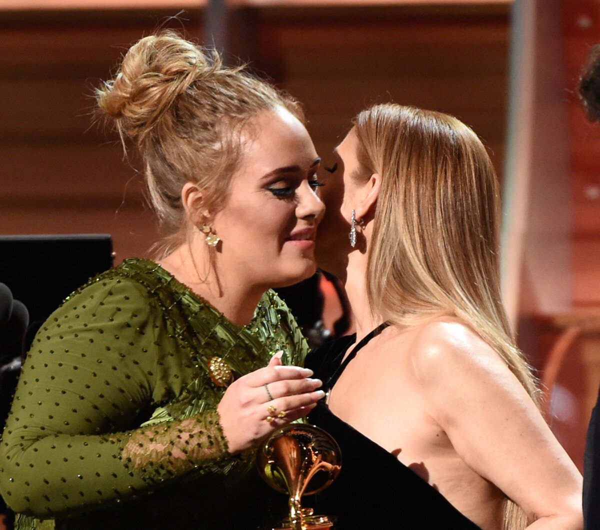 Photo Celine Dion Et Adele à La 59e édition Des Grammy Awards Au Staples Center De Los Angeles 9769