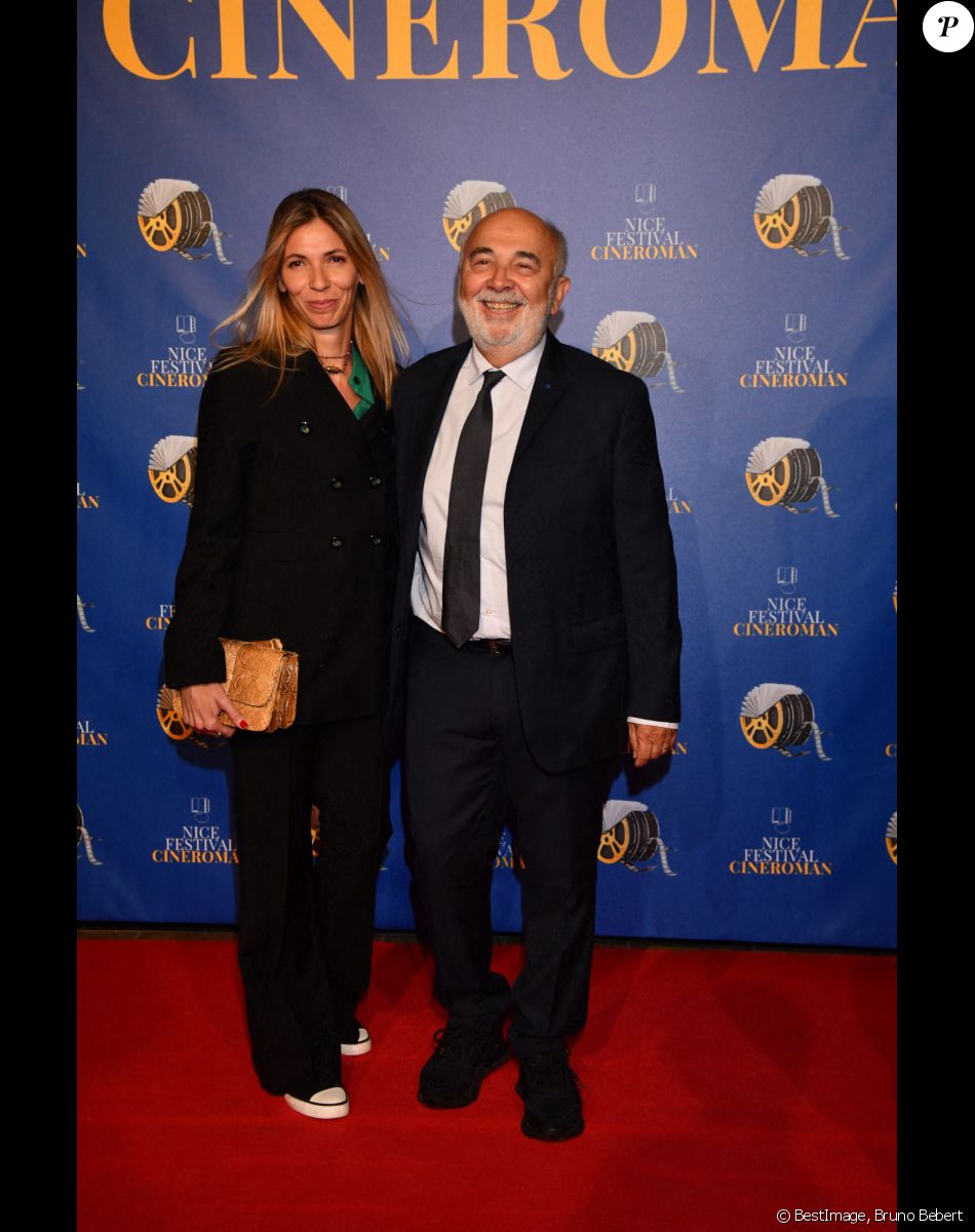 Gérard Jugnot et sa femme Patricia Campi lors de la quatrième soirée de la 3ème édition du Festival Cinéroman à Nice, France, le 23 octobre 2021. © Bruno Bebert/Bestimage