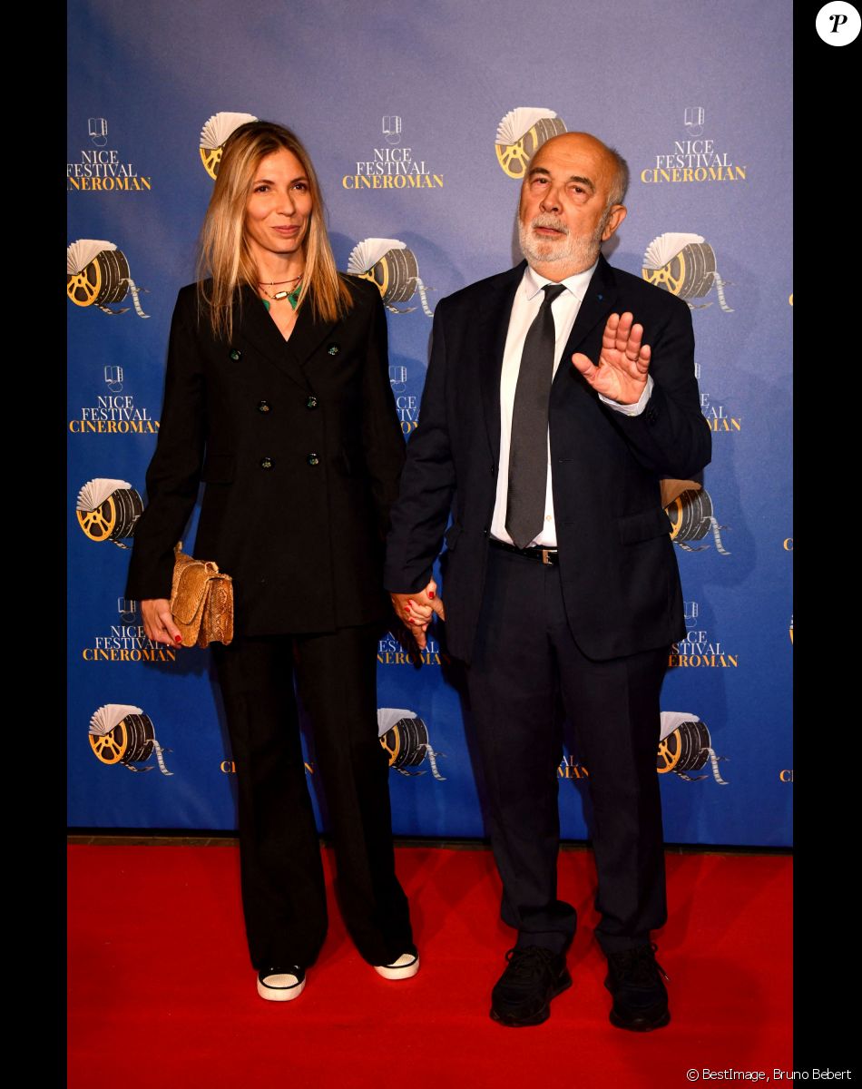 Gérard Jugnot et sa femme Patricia Campi lors de la quatrième soirée de la 3ème édition du Festival Cinéroman à Nice, France, le 23 octobre 2021. © Bruno Bebert/Bestimage