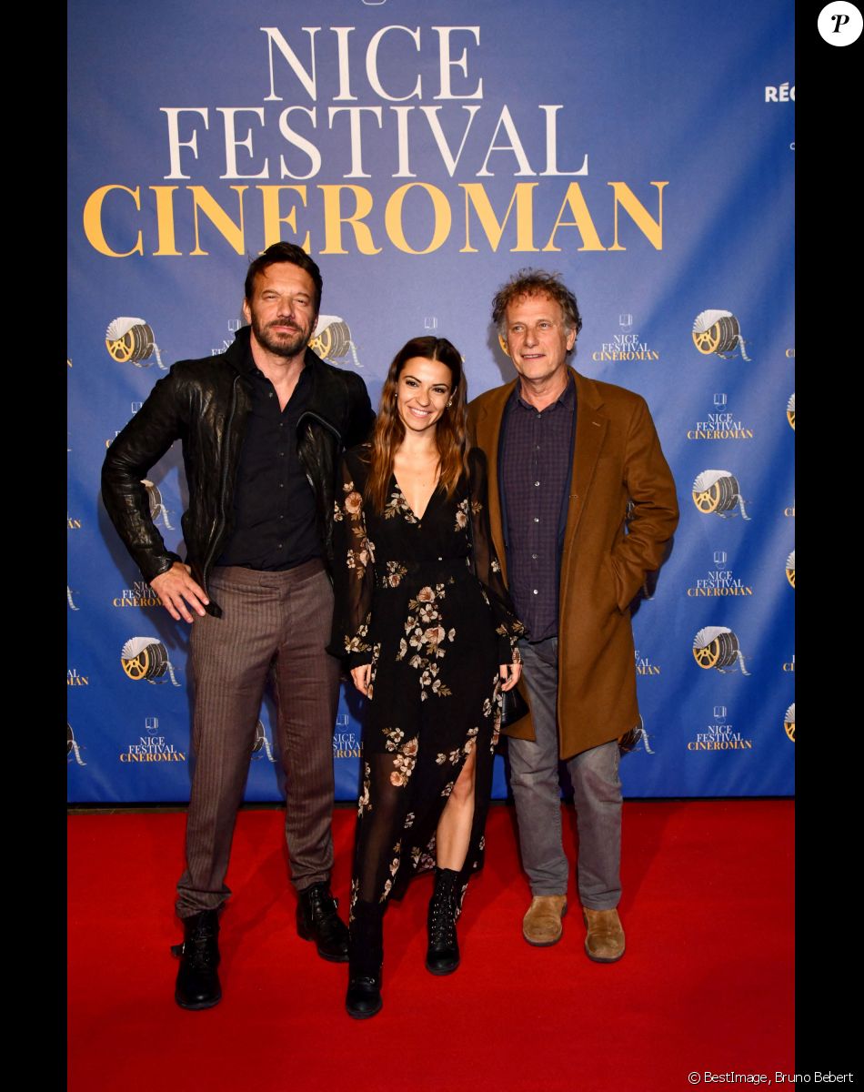 Samuel Le Bihan, Denitsa Ikonomova et Charles Berling lors de la quatrième soirée de la 3ème édition du Festival Cinéroman à Nice, France, le 23 octobre 2021. © Bruno Bebert/Bestimage
