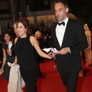 Léa Salamé et son compagnon Raphaël Glucksmann - Montée des marches du film "Le Redoutable" lors du 70e Festival de Cannes. Le 21 mai 2017. © Borde-Jacovides-Moreau/Bestimage