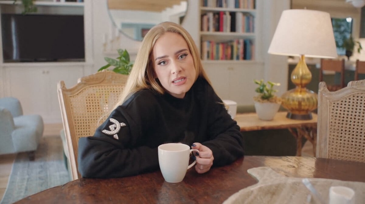 Photo Adele a répondu au format "73 questions" de Vogue, le jeudi 21