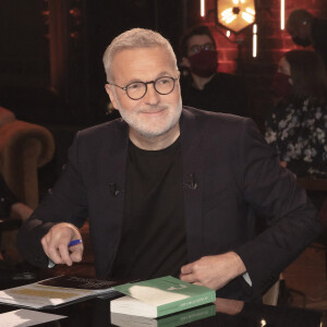 Exclusif - Laurent Ruquier sur le plateau de l'émission "On est en direct" (OEED) diffusée sur France 2 le 23 octobre 2021 © Jack Tribeca / Bestimage 