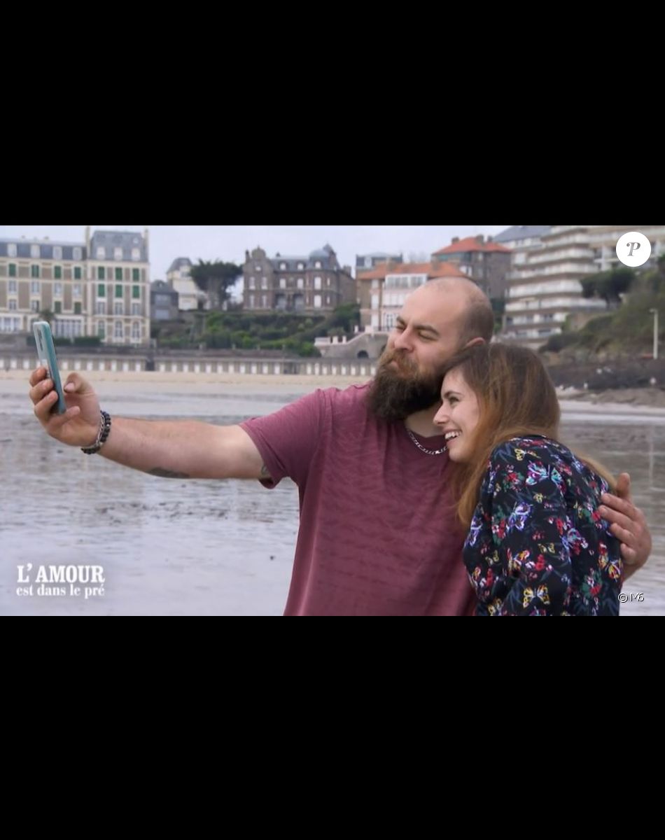 Valentin avec Charley lors de l'épisode de "L'amour est dans le pré 2021" du 1er novembre, sur M6