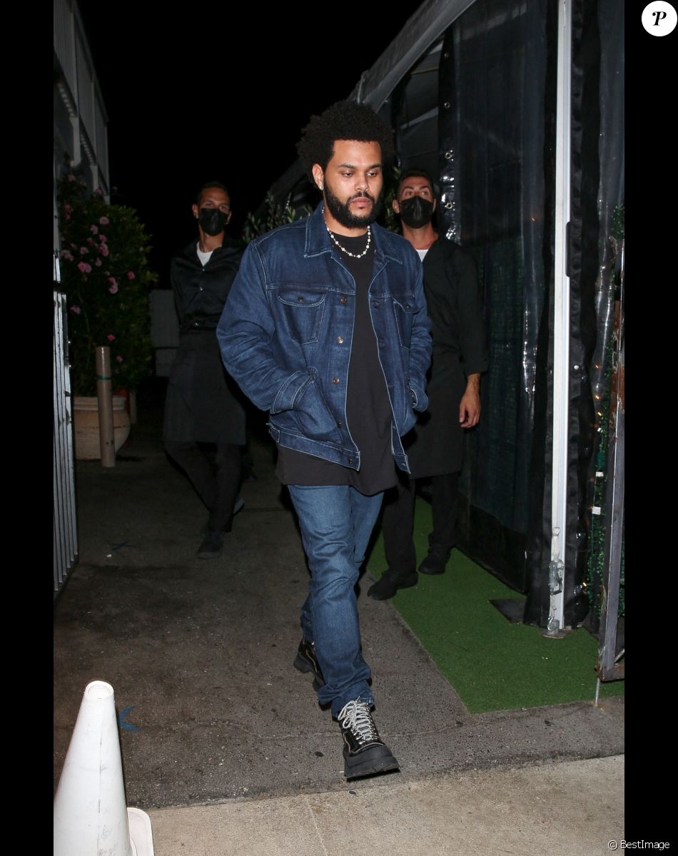Angelina Jolie et The Weekend ont quitté séparément le restaurant "Giorgio Baldi" à Santa Monica, après y avoir dîné, le 30 juin 2021.