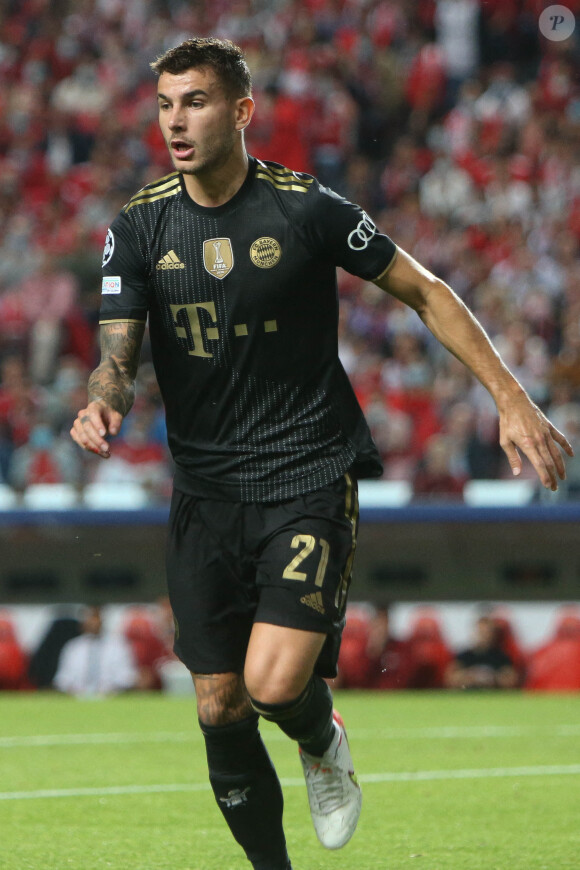 Lucas Hernández - Match de la Ligue Des Champions "Benfica - Bayern Munich" au stade de Luz à Lisbonne, le 21 octobre 2021.