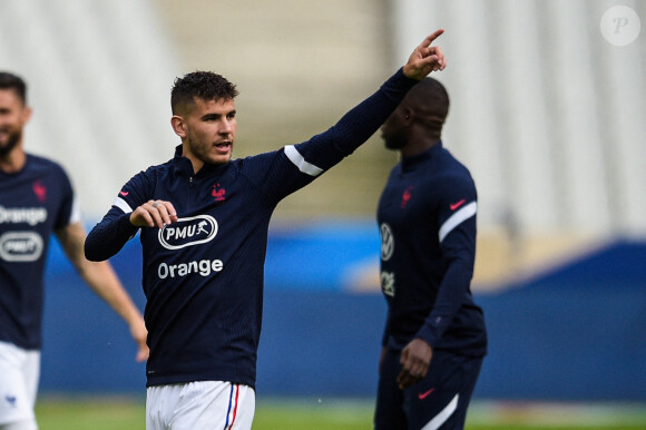 Lucas Hernandez ( 21 - France ) - Echauffement - - Match amical de préparation à l'Euro 2021 France - Bulgarie (3-0) au Stade de France en présence de 5000 spectateurs à Saint-Denis le 8 juin 2021. © Federico Pestellini / Panoramic / Bestimage