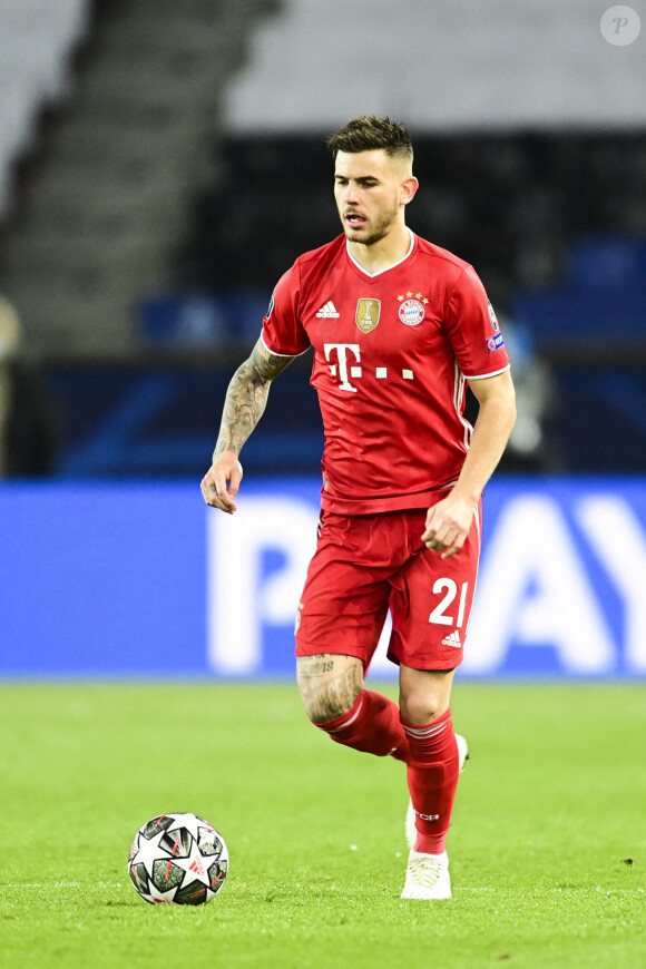 Lucas Hernandez (Bayern de Munich) lors du match de quart de finale de la Ligue des Champions opposant le Paris Saint-Germain au Bayern Munich au Parc des Princes à Paris, France, le 13 avril 2021. Le Paris Saint-Germain (PSG) qualifié en demi-finale malgré sa défaite 1-0 contre le Bayern Munich. © Jean-Baptiste Autissier/Panoramic/Bestimage