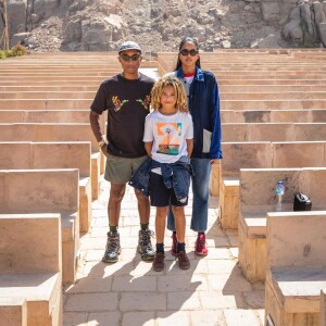 Pharrell Williams pose en famille, en Egypte, sur Instagram.