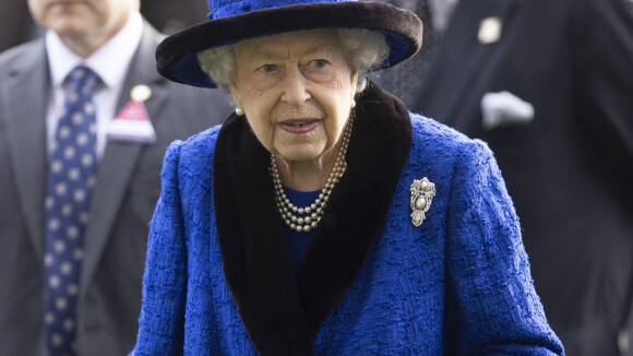Elizabeth II au repos forcé : nouvelle annonce de Buckingham, la reine privée de ses hobbies