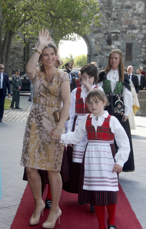 La princesse Martha Louise, ses filles Maud Angelica Behn, Emma Tallulah Behn - La famille royale de Norvège lors du jubilé des 25 ans de règne du roi Harald de Norvège à Trondheim, le 23 juin 2016.