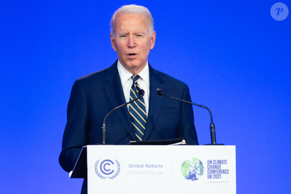 Le président américain Joe Biden s'exprime lors d'une session plénière dans le cadre du Sommet des dirigeants mondiaux de la COP26 Conférence des Nations Unies sur le changement climatique à Glasgow le 1er novembre 2021. La COP26, qui se déroulera du 31 octobre au 12 novembre à Glasgow, sera la plus grande conférence sur le climat depuis le sommet de Paris de 2015 et est considéré comme crucial pour fixer des objectifs d'émissions mondiaux pour ralentir le réchauffement climatique, ainsi que pour raffermir d'autres engagements clés. © Raphael Lafargue/Pool/Bestimage