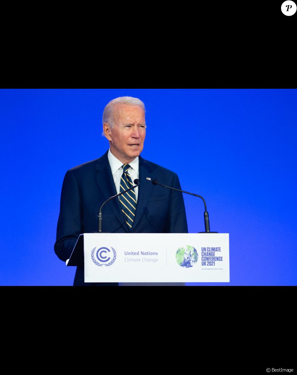Le président américain Joe Biden s'exprime lors d'une session plénière dans le cadre du Sommet des dirigeants mondiaux de la COP26 Conférence des Nations Unies sur le changement climatique à Glasgow le 1er novembre 2021. © Raphael Lafargue/Pool/Bestimage