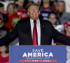 L'ancien président Donald Trump lors d'un meeting "Save America" à Des Moines dans l'Iowa le 9 octobre 2021. © Brian Cahn/ZUMA Press Wire / Bestimage