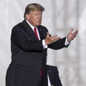 Donald Trump lors d'un meeting "Save America" à Des Moines dans l'Iowa le 9 octobre 2021