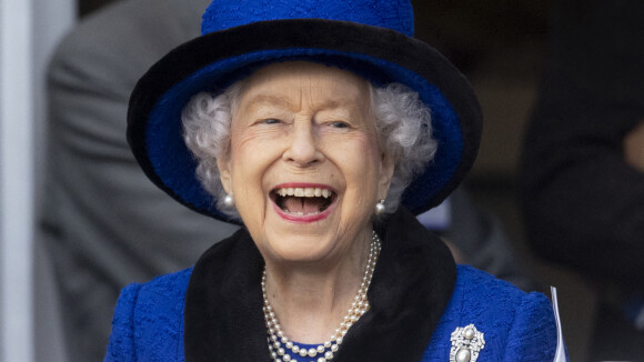 Elizabeth II touchante : ses rares mots de fierté adressés à Charles, William et Philip...