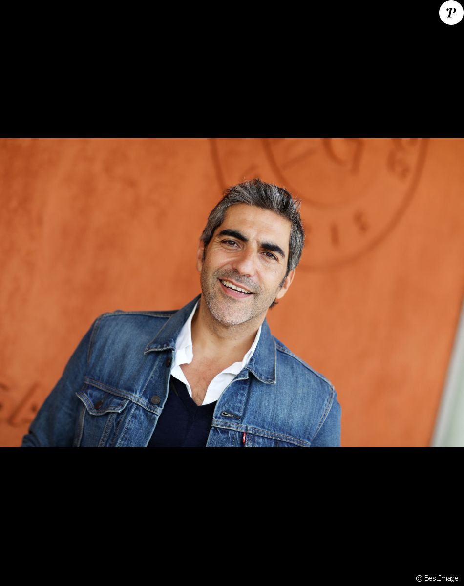 Ary Abittan - Les célébrités dans le village des Internationaux de France de Tennis de Roland Garros 2019 à Paris. Le 29 mai 2019 © Jacovides - Moreau / Bestimage Celebs attending the French Tennis Open at Roland Garros in Paris, France. On May 29th, 2019.