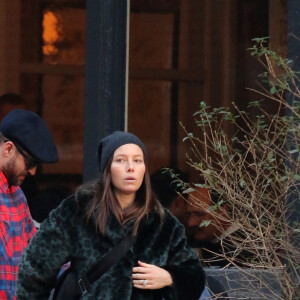 Justin Timberlake et sa femme Jessica Biel sont allés déjeuner avec leur fils Silas au restaurant Bubby dans le quartier de Downtown Manhattan à New York, le 23 février 2020
