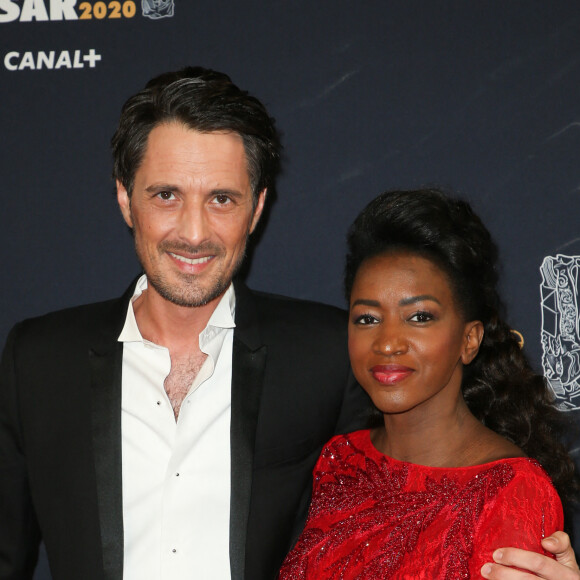 Vincent Cerutti et sa compagne Hapsatou Sy lors du photocall lors de la 45ème cérémonie des César à la salle Pleyel à Paris le 28 février 2020 © Dominique Jacovides / Olivier Borde / Bestimage