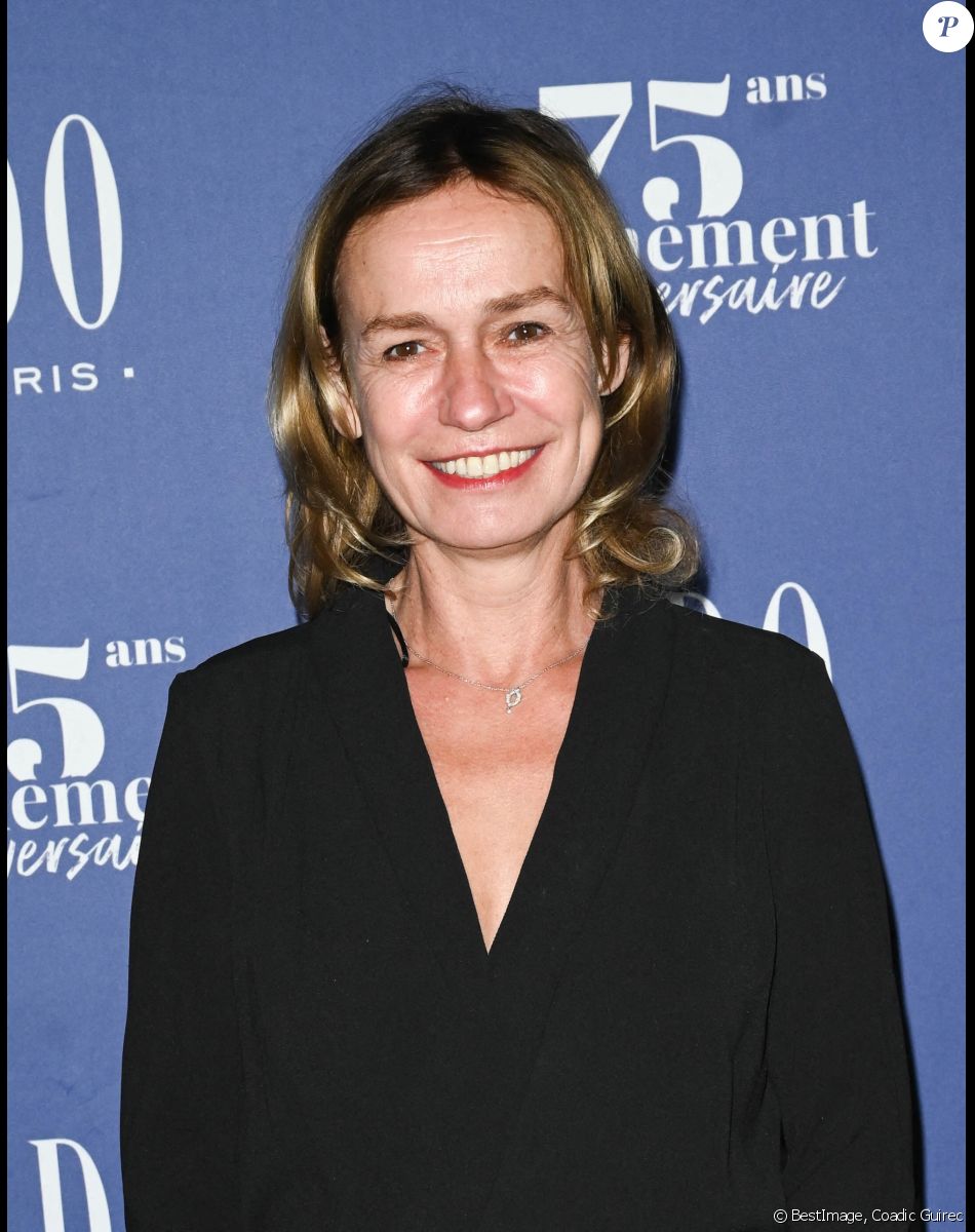 Sandrine Bonnaire au concert de Nicoletta, à l'occasion de ses 50 ans de carrière, au Lido à Paris. © Coadic Guirec / Bestimage