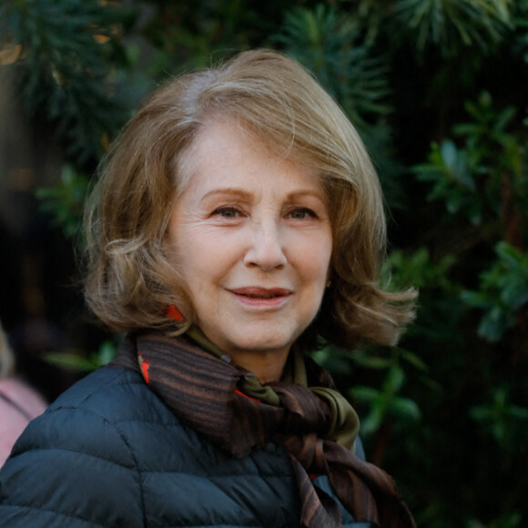 Nathalie Baye - Arrivées de l'émission "Vivement Dimanche Prochain" qui sera diffusée le 7 novembre 2021 au studio Gabriel à Paris, France, le 28 octobre 2021. © Christophe Clovis/Bestimage